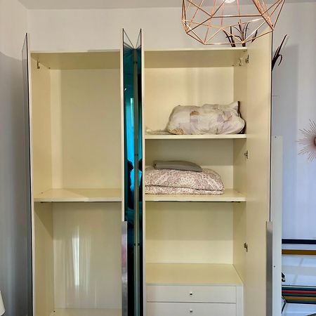 Joy House -Central City Near Metro Arco Della Pace Brera-Entire Apartment Perfect For Work & Play, Nightlife With Ac & Fast Wifi Welcome To The Cool Joy House! Milan Exterior photo